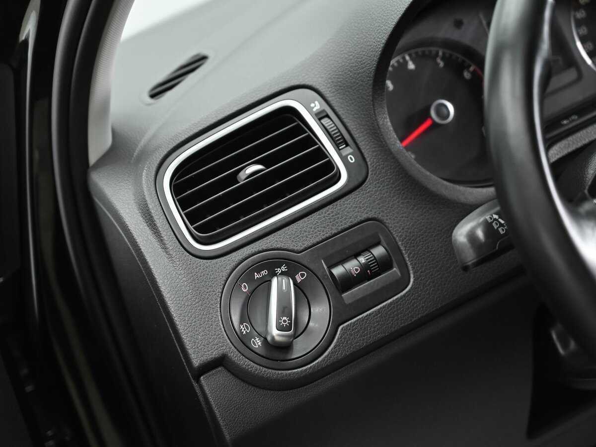 Б/У Фольксваген Поло 2017 года. Фото: #7