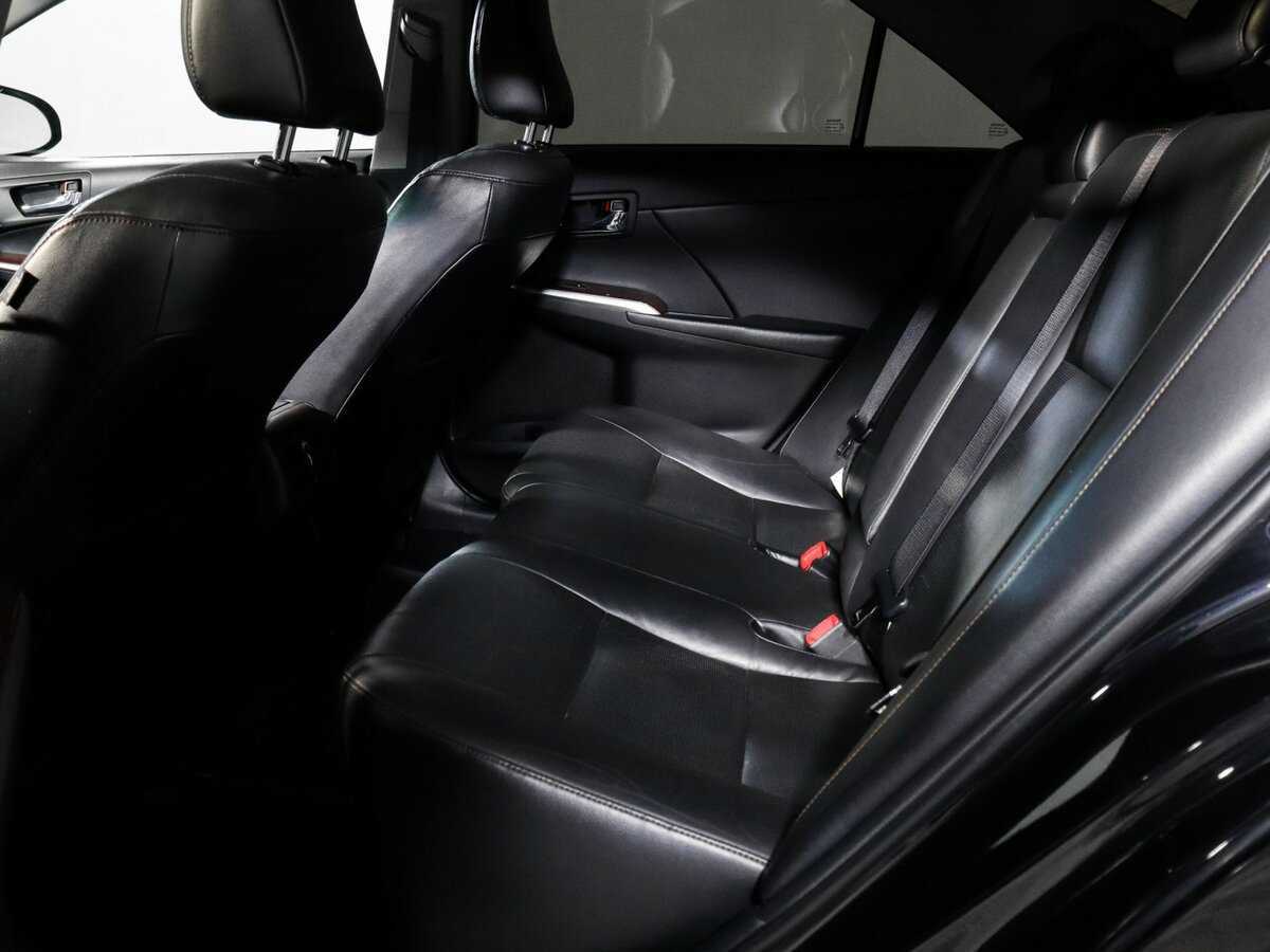 Б/У Тойота Камри 2013 года. Фото: #6