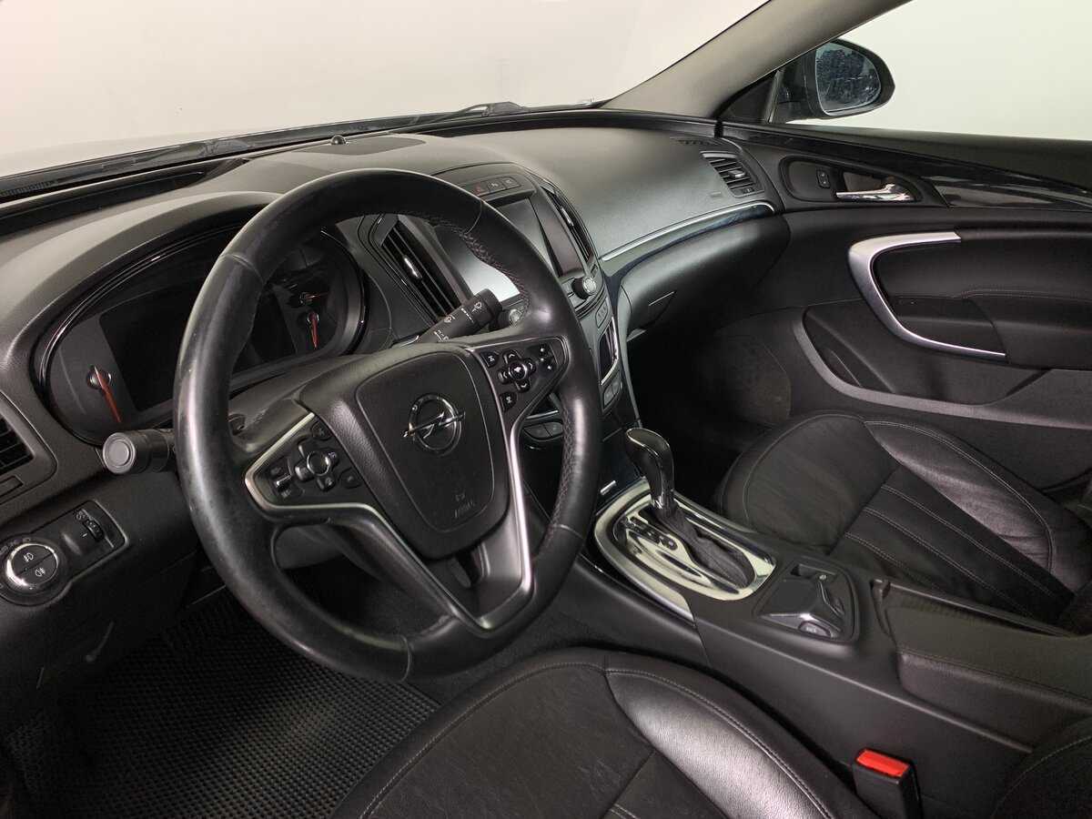 Б/У Опель Инсигния 2014 года. Фото: #10