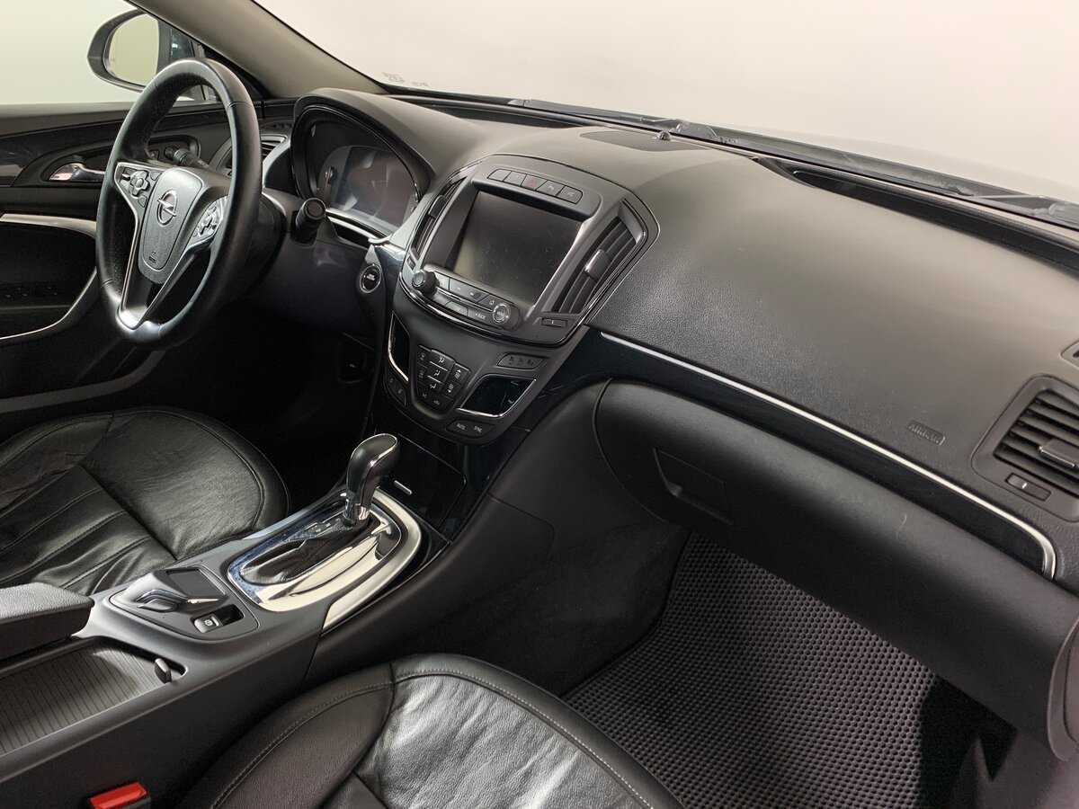 Б/У Опель Инсигния 2014 года. Фото: #12