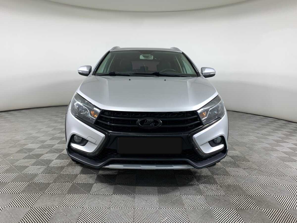 Б/У Лада (ВАЗ) Веста 2017 года. Фото: #1