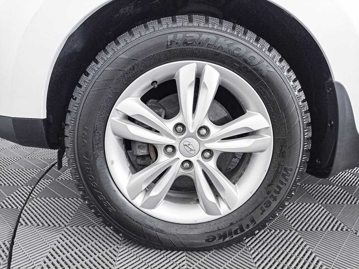 Б/У Хендай ай-икс35 2012 года. Фото: #16