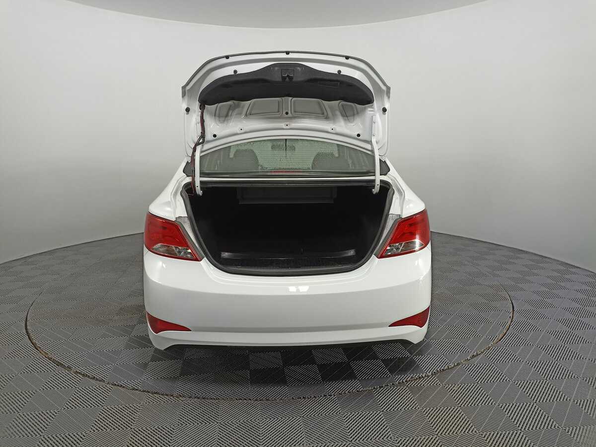 Б/У Хендай Солярис 2015 года. Фото: #9