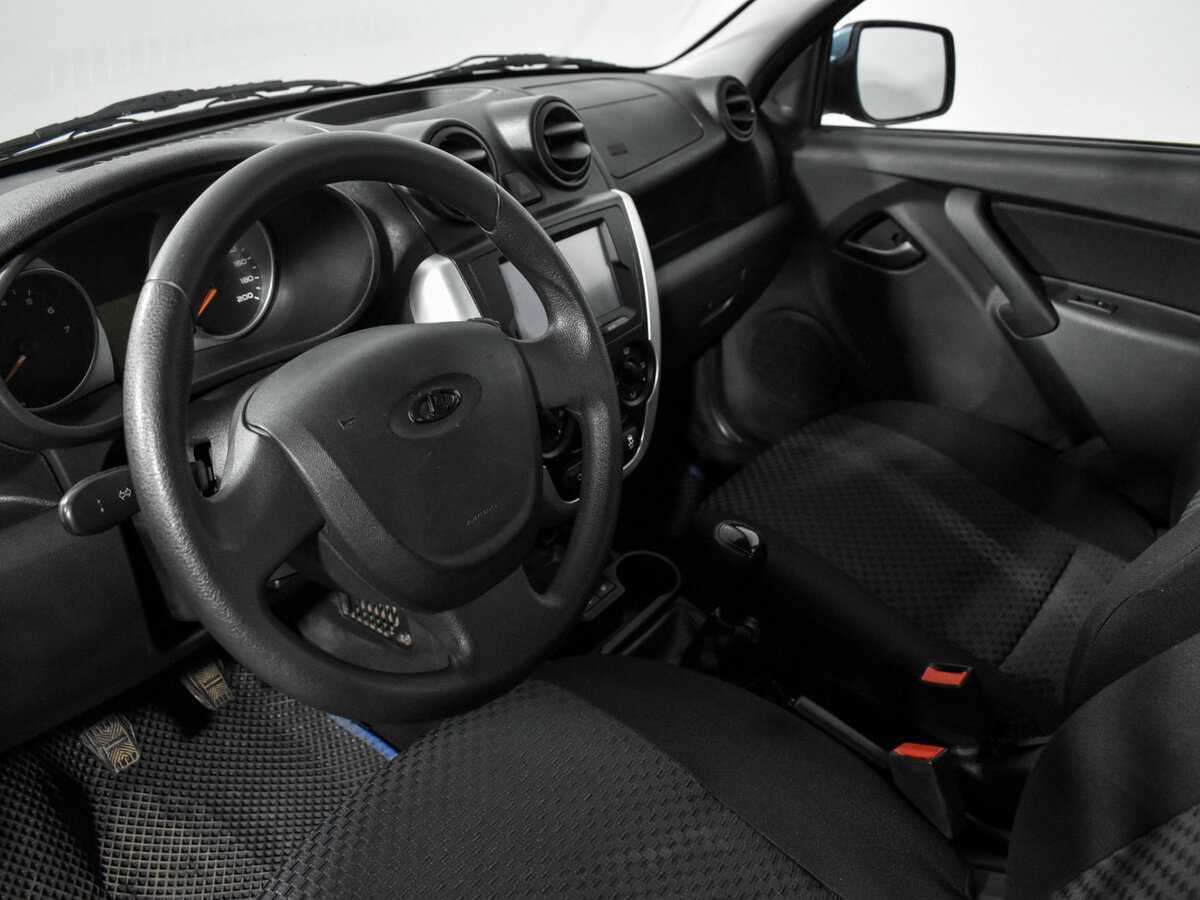 Б/У Лада (ВАЗ) Гранта 2014 года. Фото: #8