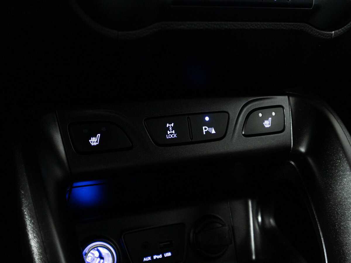 Б/У Хендай ай-икс35 2014 года. Фото: #18