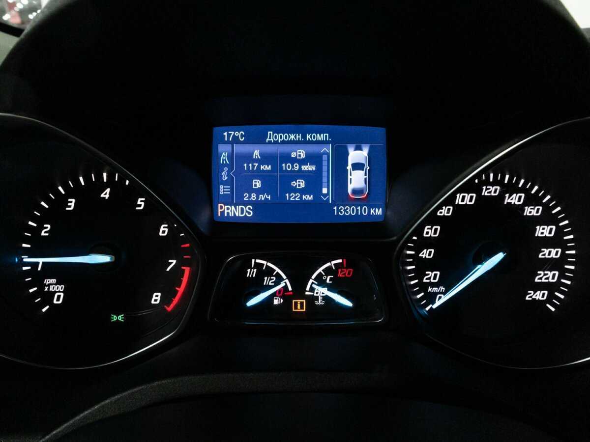 Б/У Форд Куга 2015 года. Фото: #11