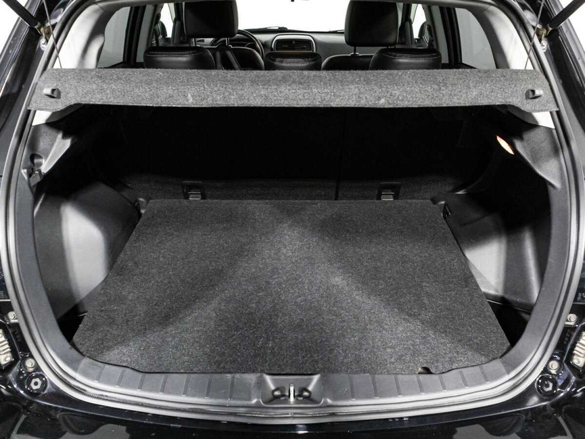 Б/У Митсубиши АС-Икс 2018 года. Фото: #18