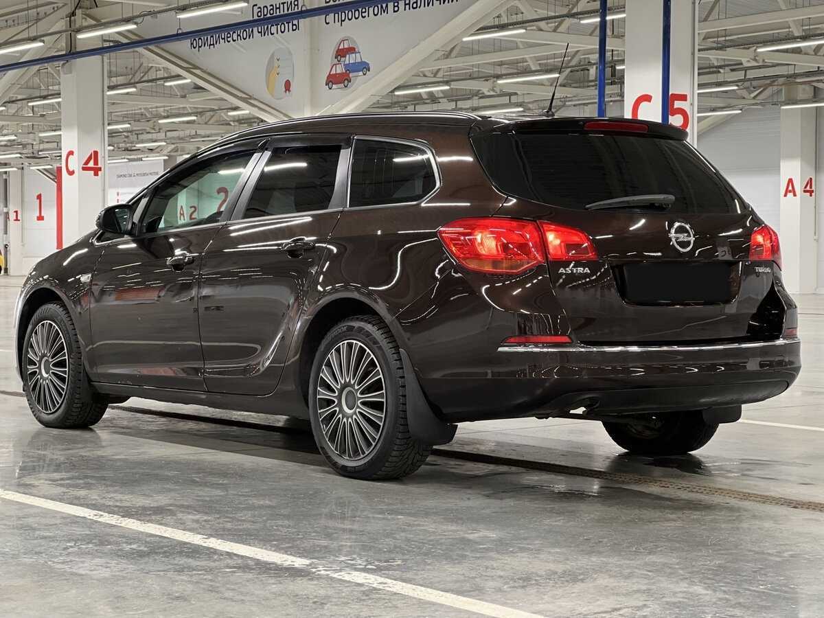 Б/У Опель Астра 2013 года. Фото: #6