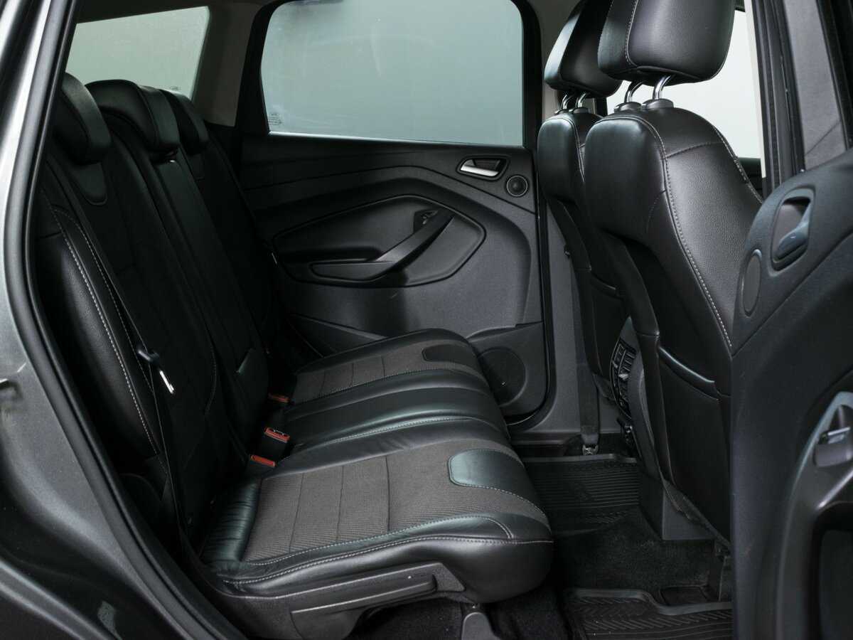 Б/У Форд Куга 2016 года. Фото: #7