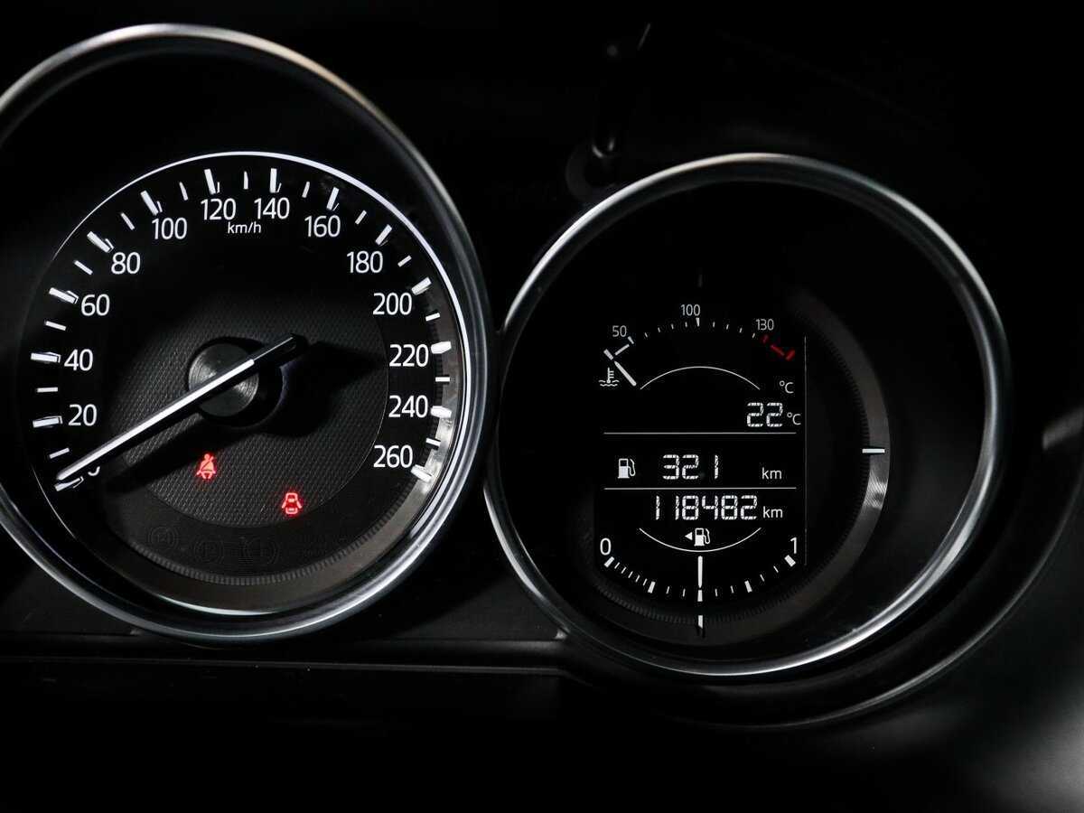 Б/У Мазда 6 2017 года. Фото: #10