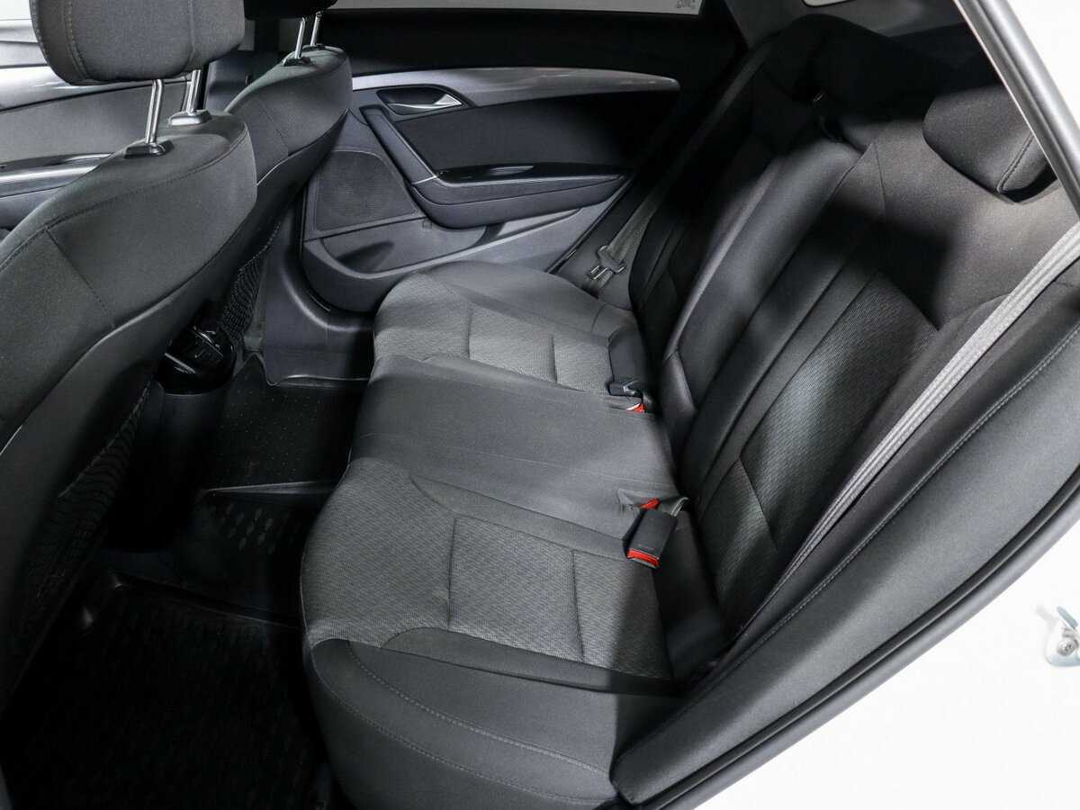 Б/У Хендай ай40 2016 года. Фото: #6