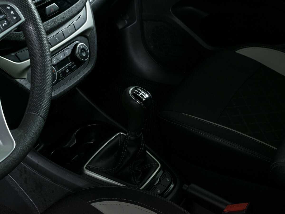 Б/У Лада (ВАЗ) Веста 2019 года. Фото: #13