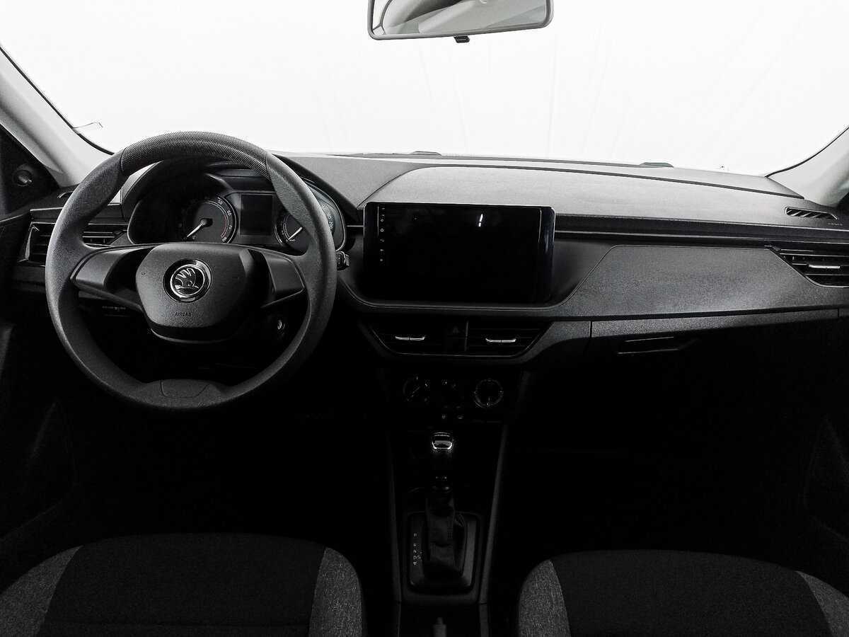 Б/У Шкода Рапид 2021 года. Фото: #11