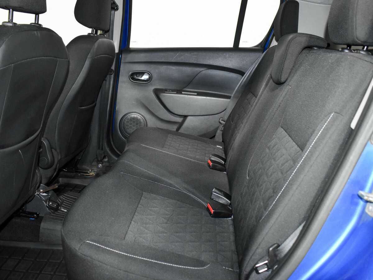 Б/У Рено Сандеро 2017 года. Фото: #10