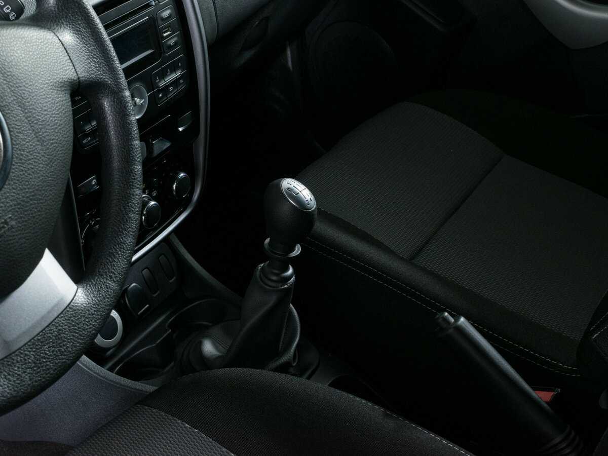 Б/У Рено Дастер 2013 года. Фото: #12