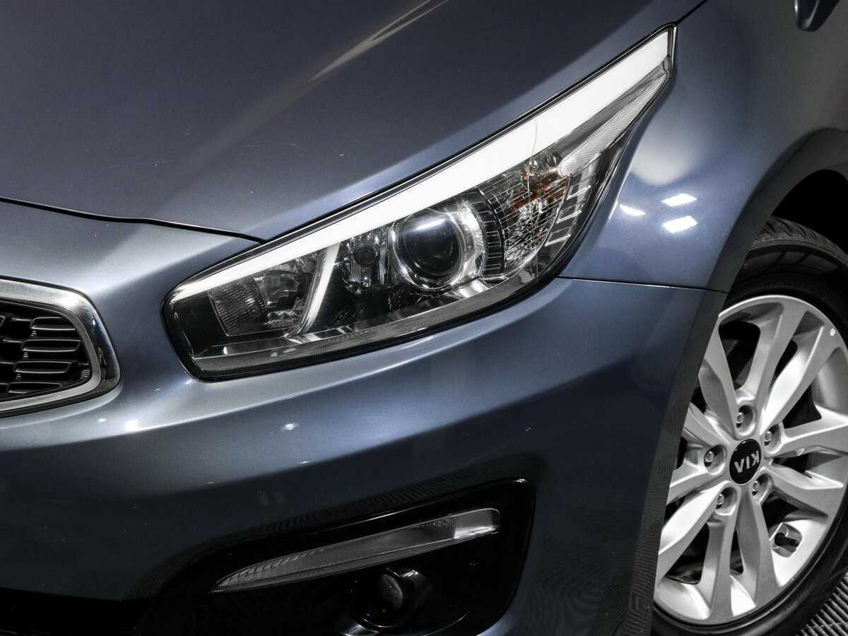 Б/У Киа Сид 2016 года. Фото: #13