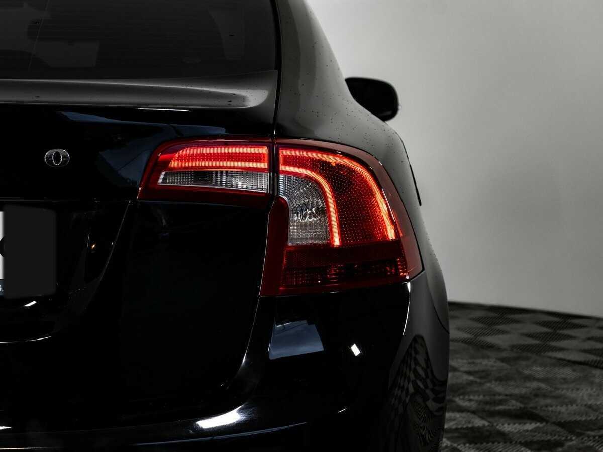 Б/У Вольво С60 2012 года. Фото: #16