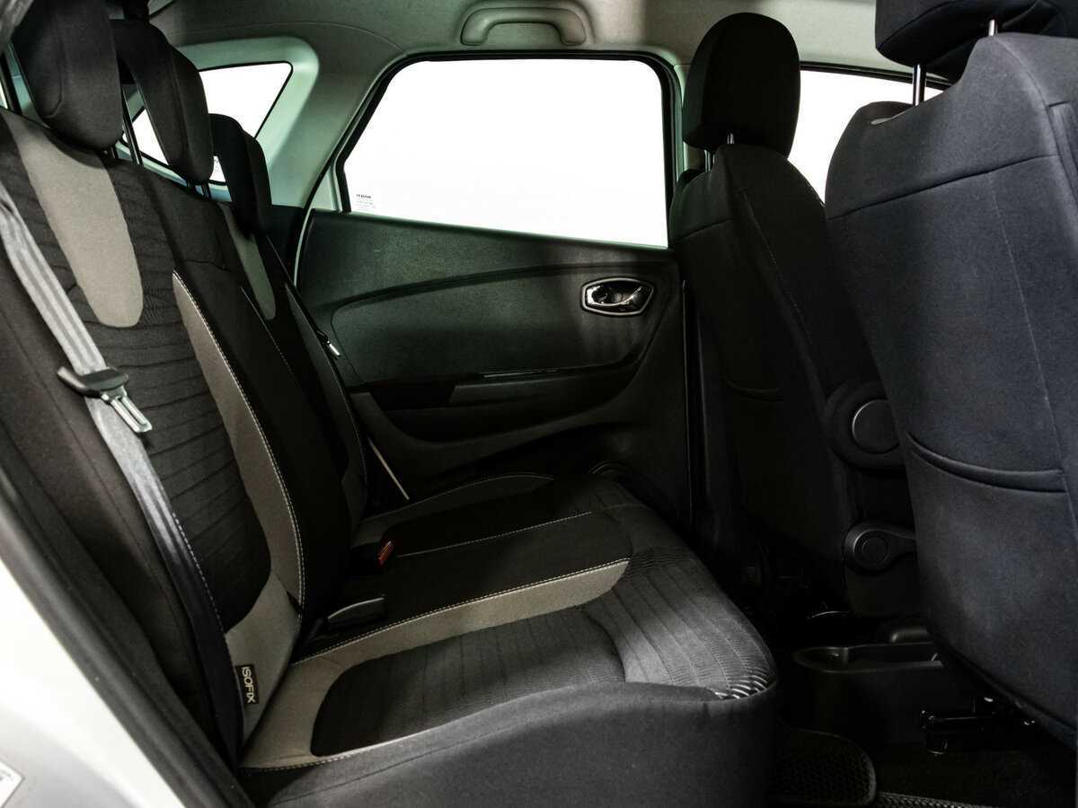 Б/У Рено Каптюр 2017 года. Фото: #13