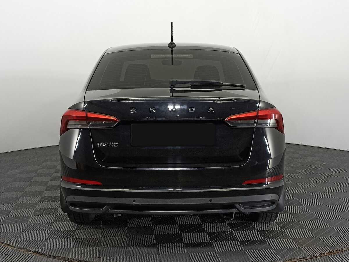 Б/У Шкода Рапид 2021 года. Фото: #5