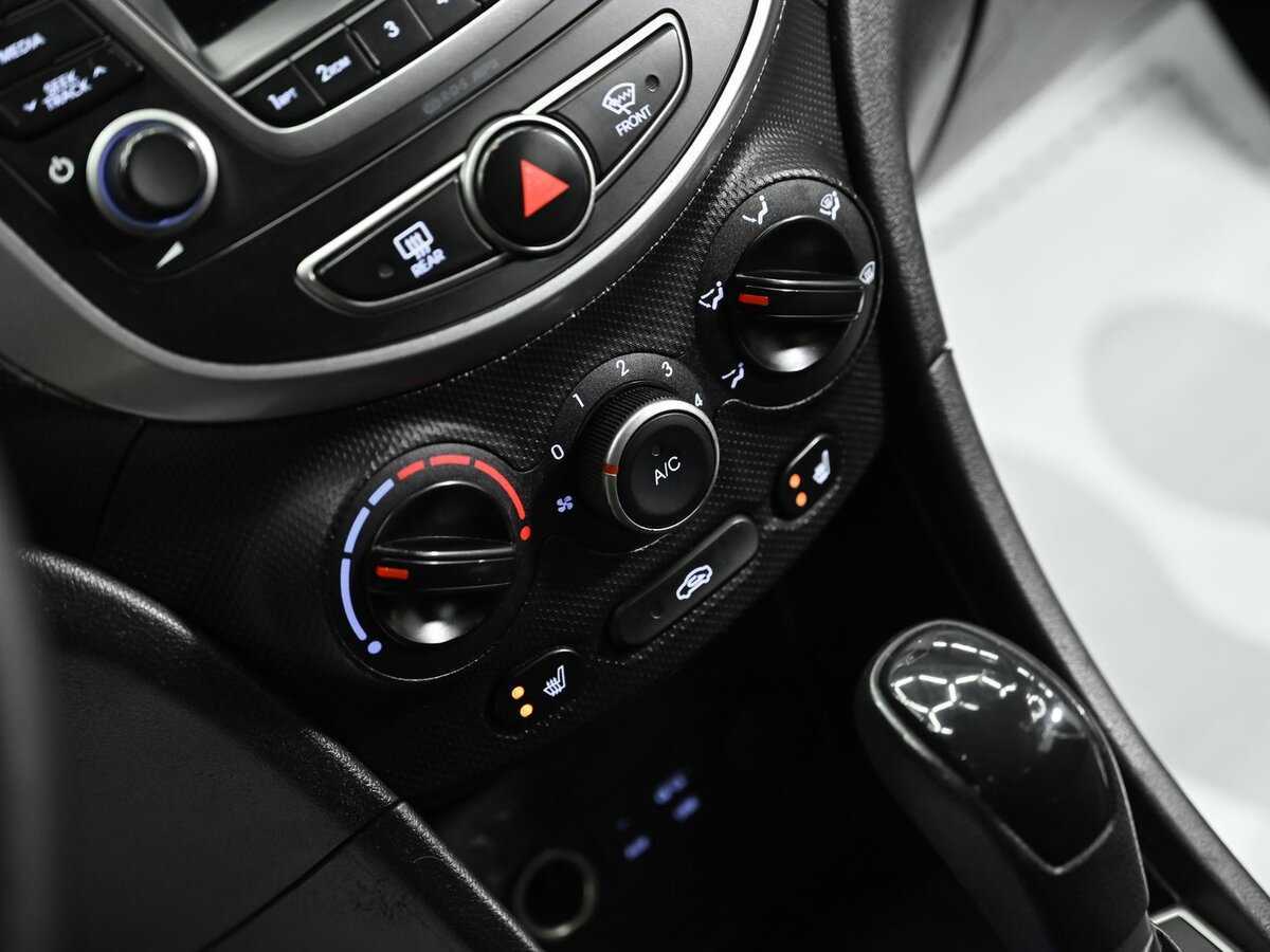 Б/У Хендай Солярис 2015 года. Фото: #10