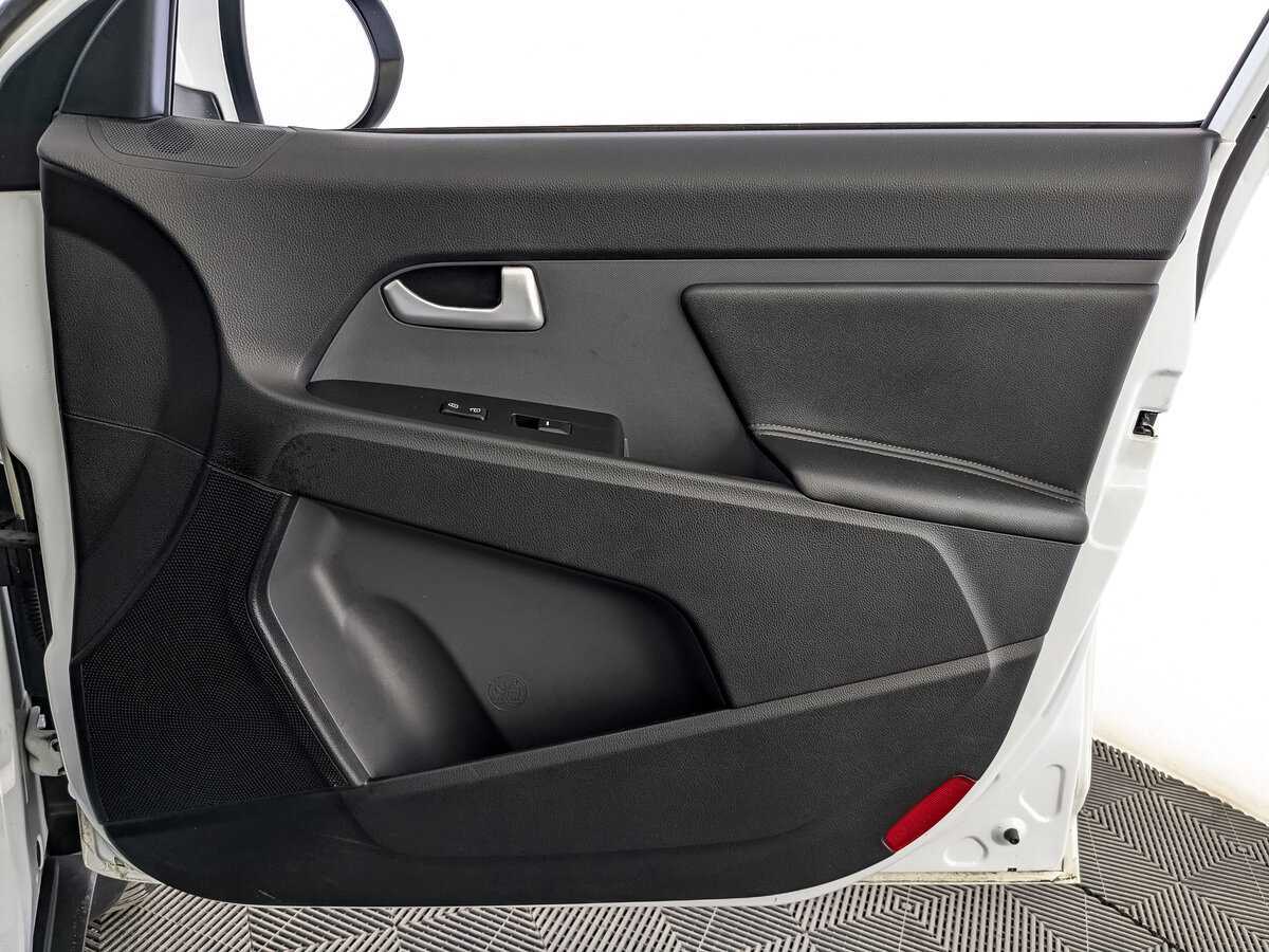 Б/У Киа Спортейдж 2012 года. Фото: #23