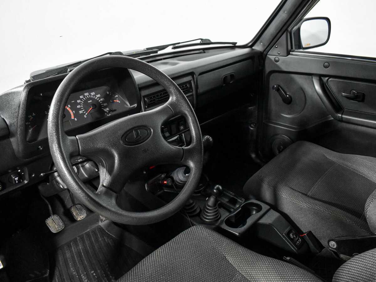 Б/У Лада (ВАЗ) 2131 (4х4) 2015 года. Фото: #8