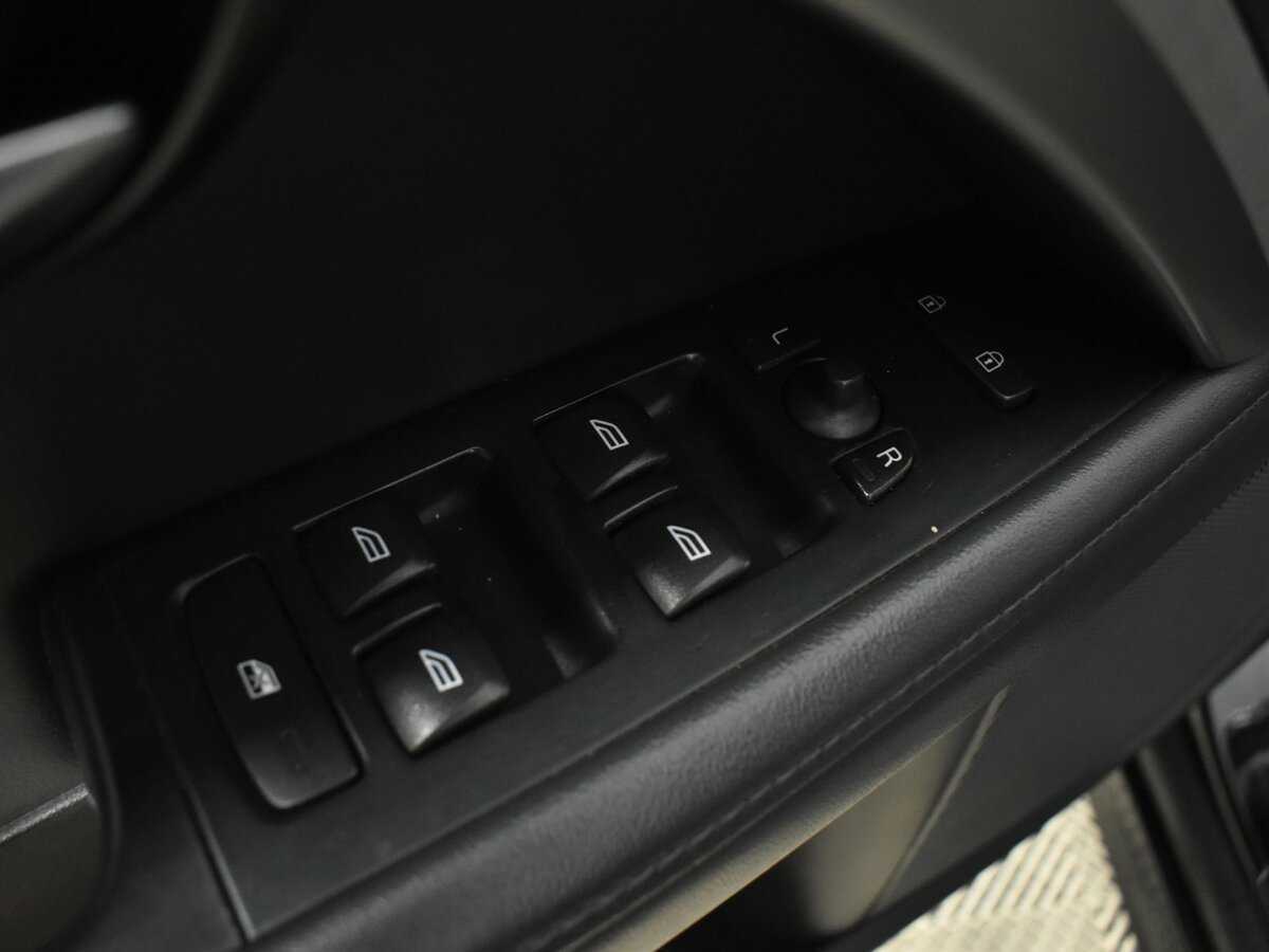 Б/У Вольво С80 2014 года. Фото: #17