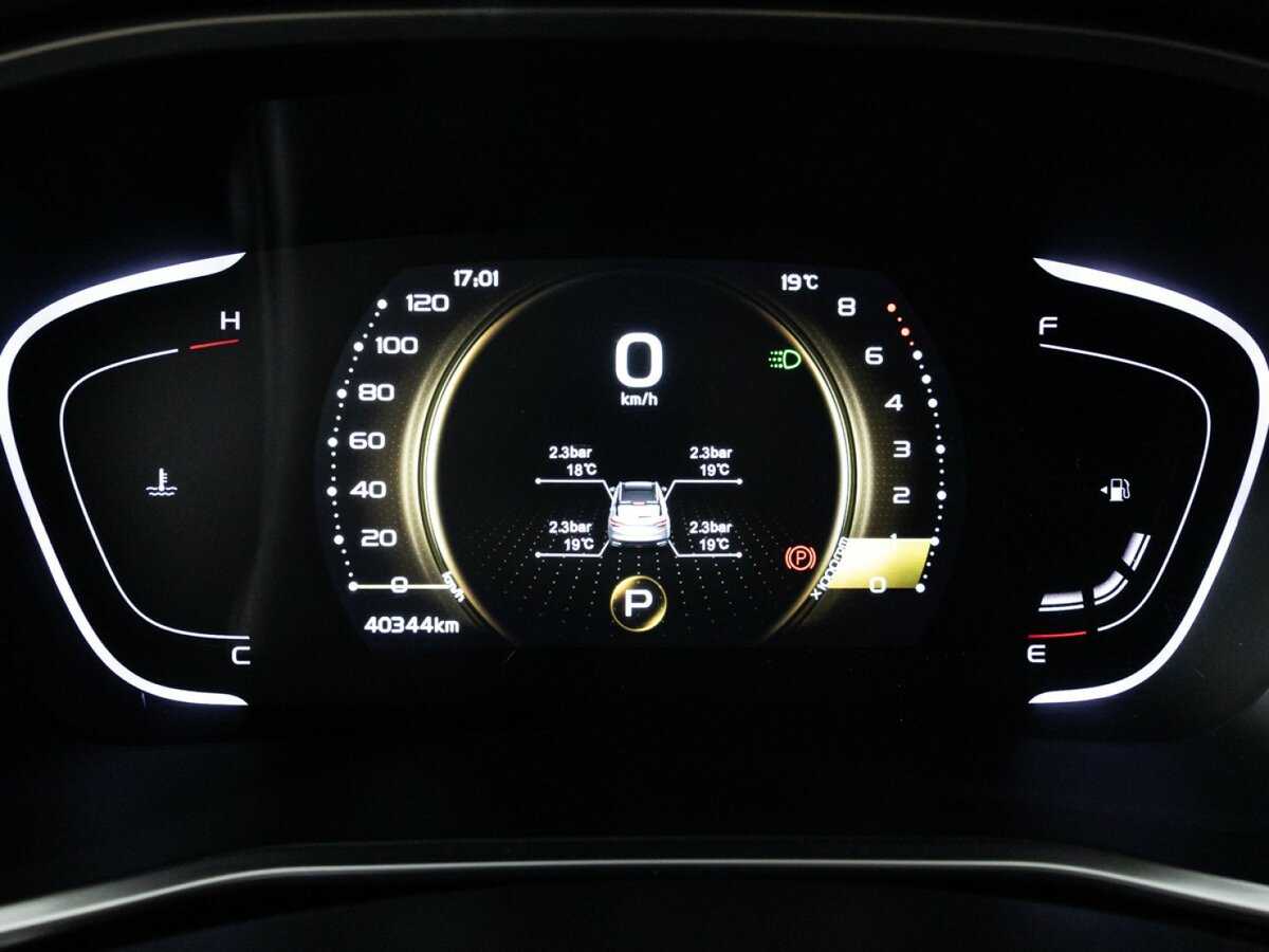 Б/У Джили Кулрэй 2021 года. Фото: #11