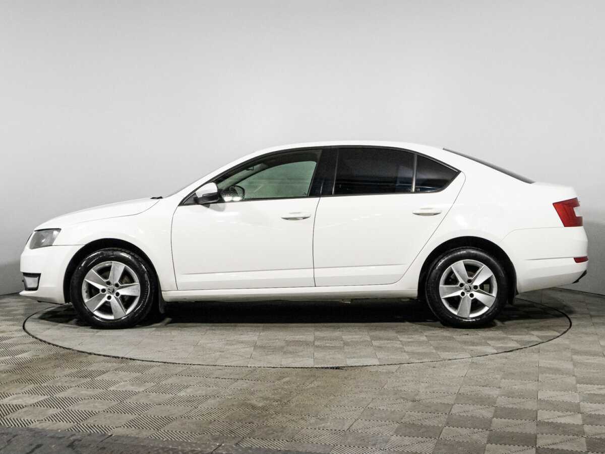 Б/У Шкода Октавия 2014 года. Фото: #7