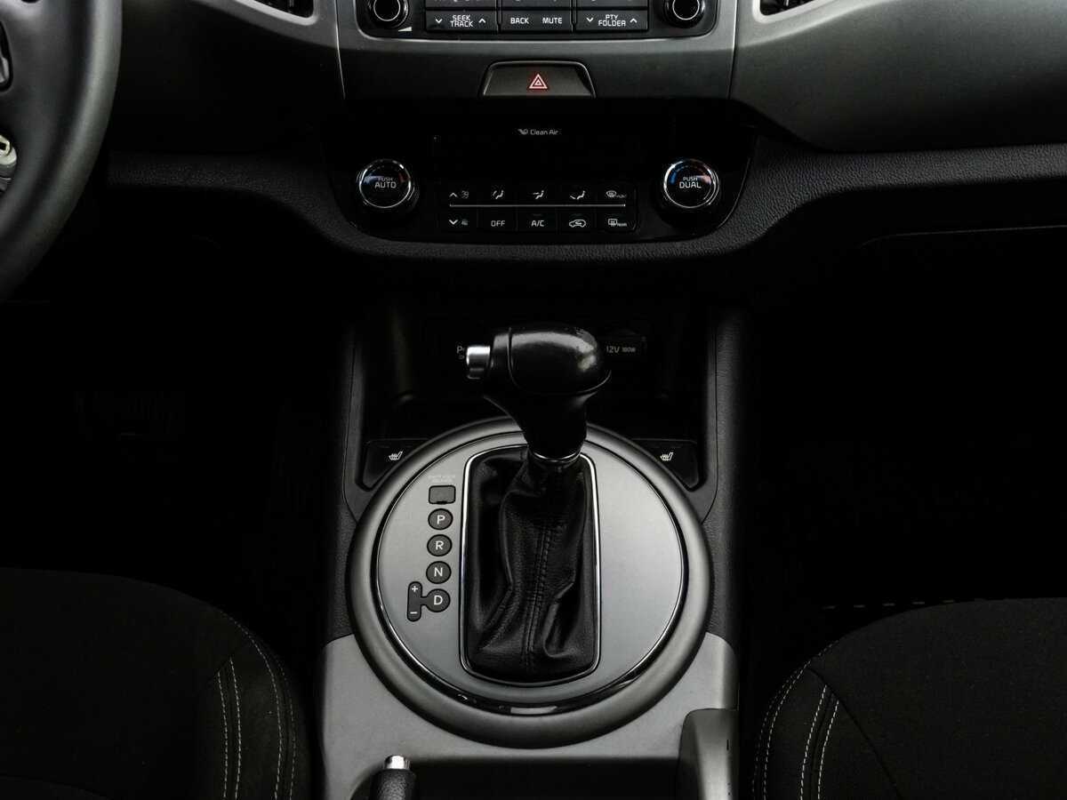 Б/У Киа Спортейдж 2015 года. Фото: #11