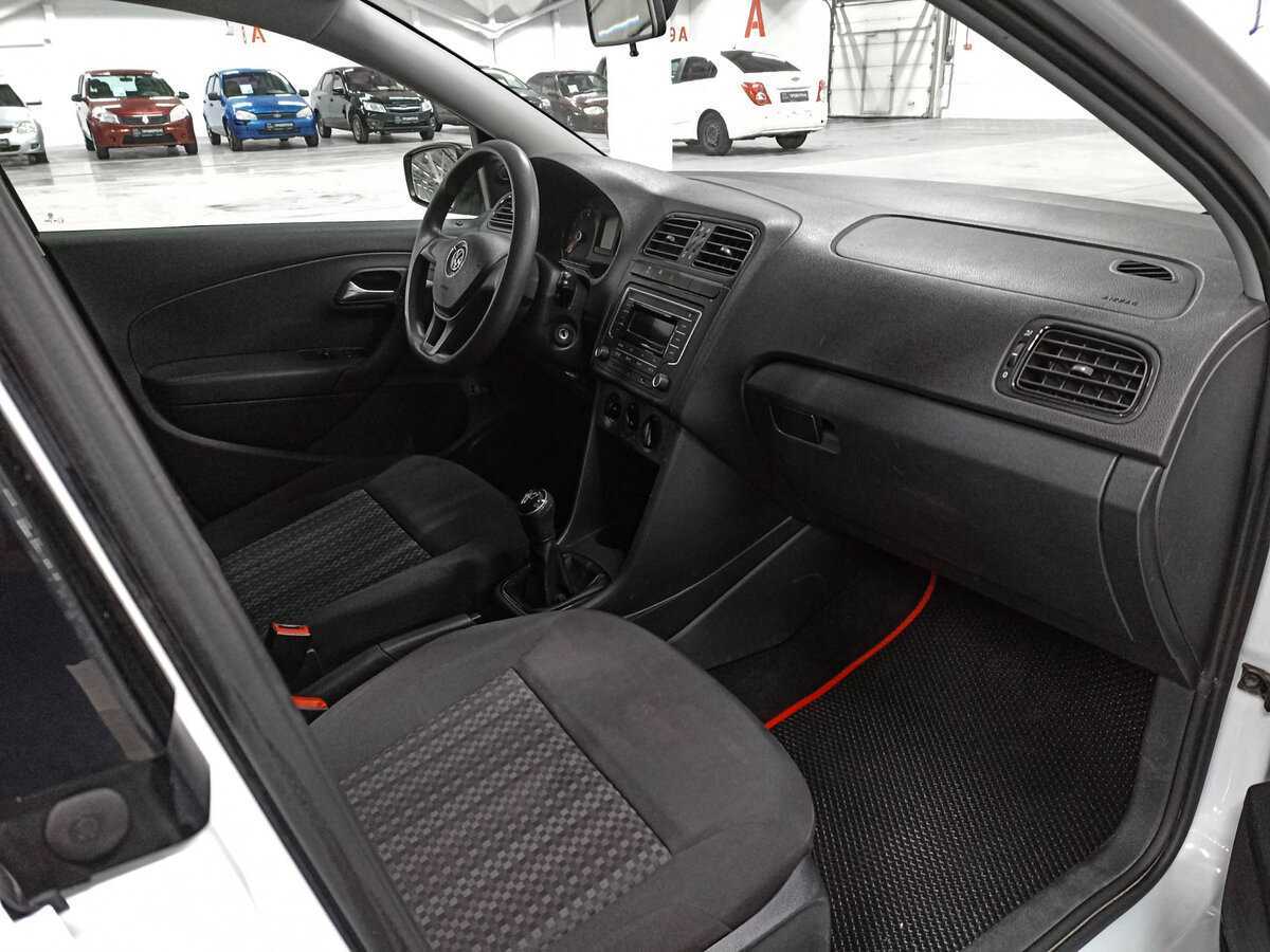 Б/У Фольксваген Поло 2019 года. Фото: #9