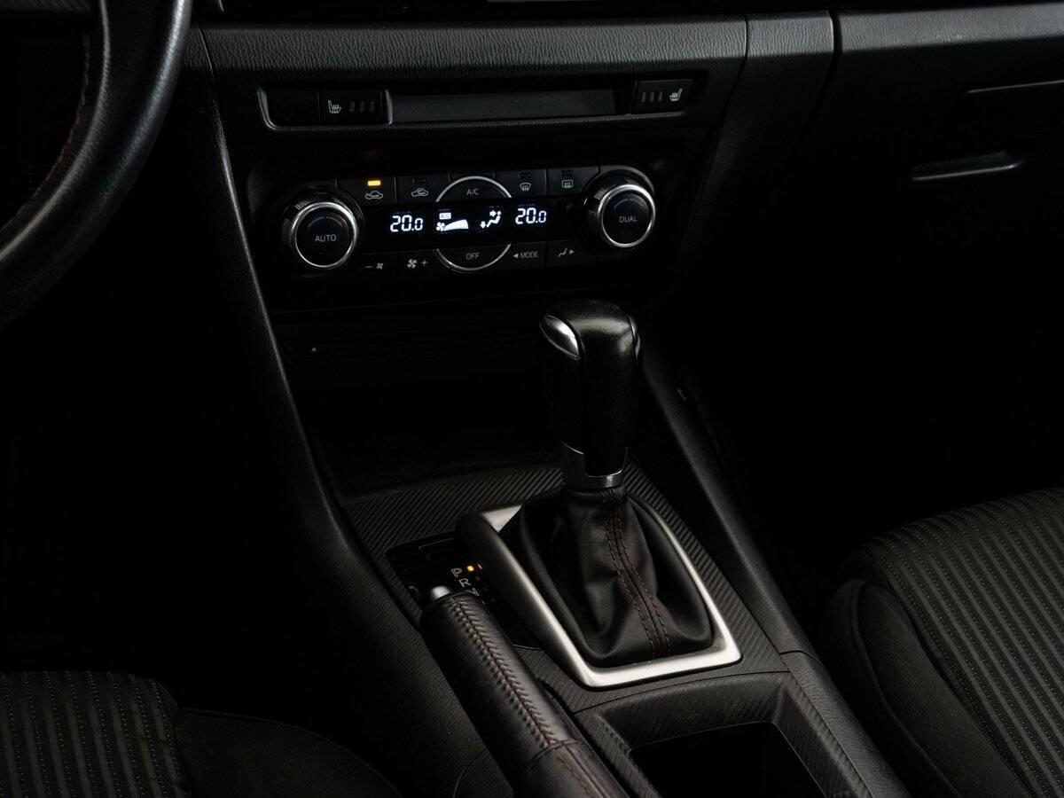 Б/У Мазда 3 2013 года. Фото: #12