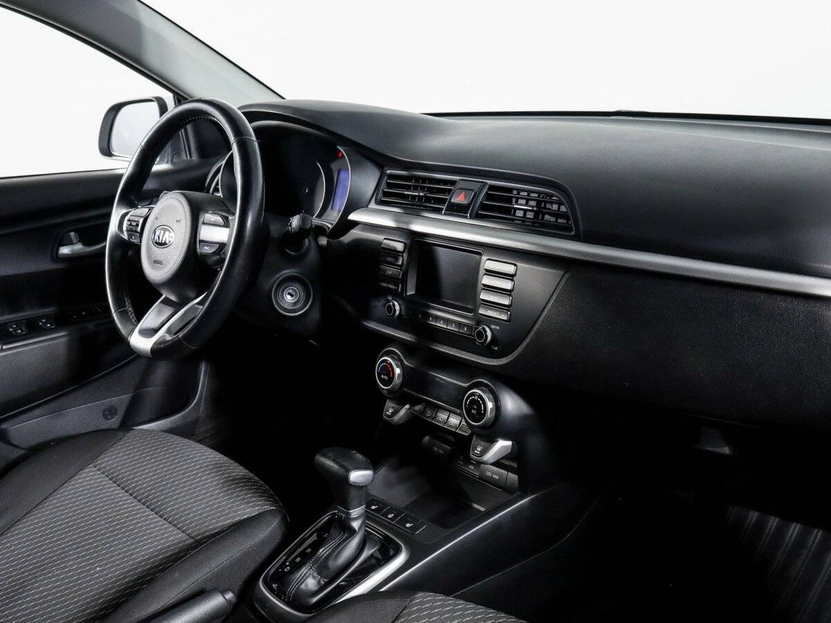 Б/У Киа Рио 2017 года. Фото: #8