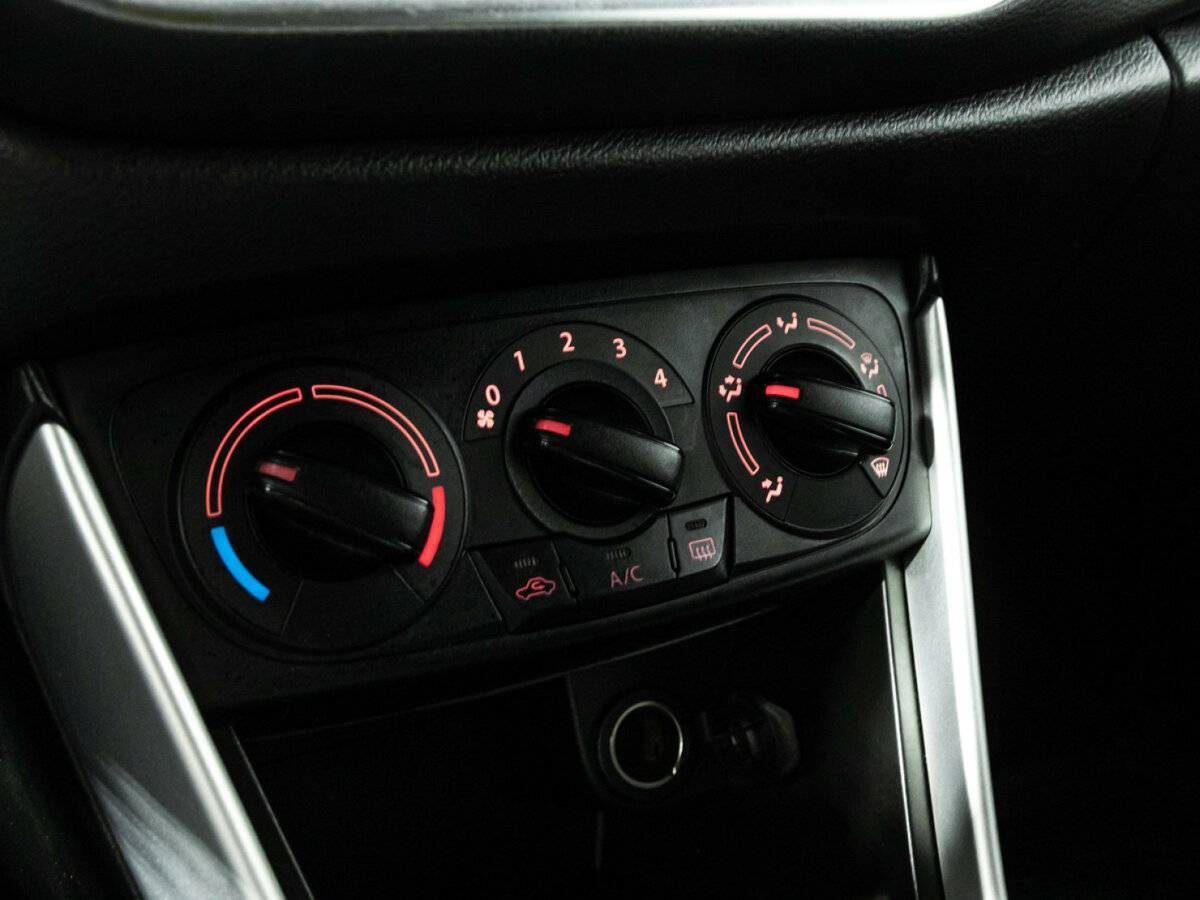 Б/У Сузуки С-Икс4 2016 года. Фото: #15