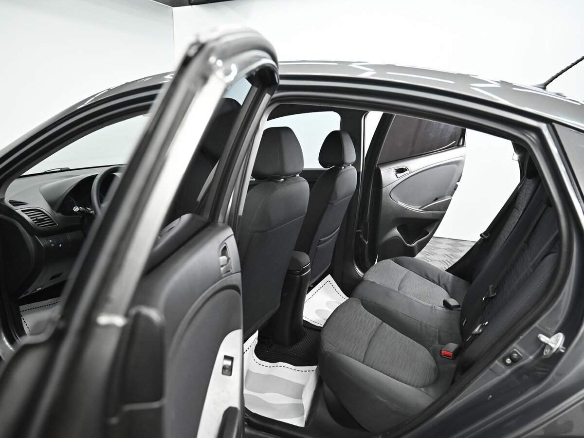 Б/У Хендай Солярис 2014 года. Фото: #14