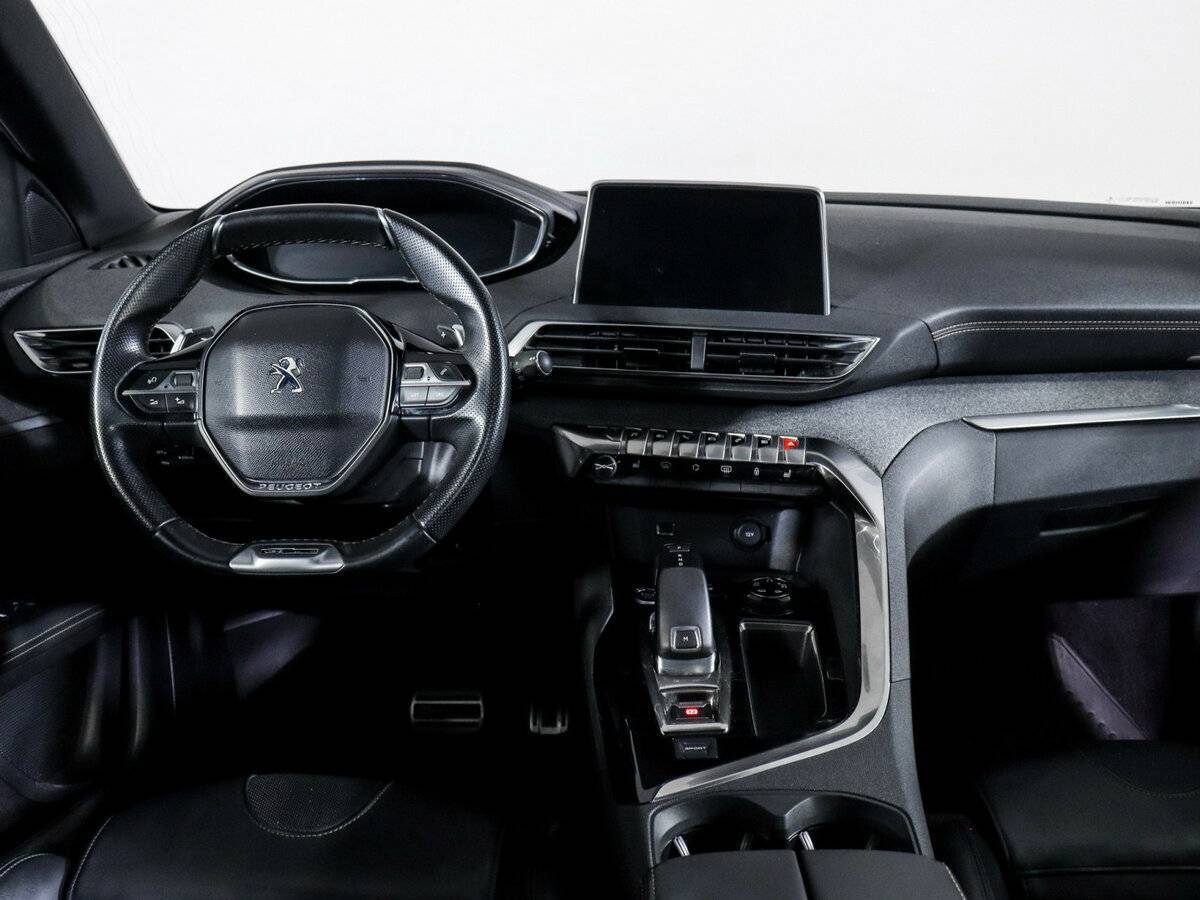 Б/У Пежо 3008 2017 года. Фото: #8