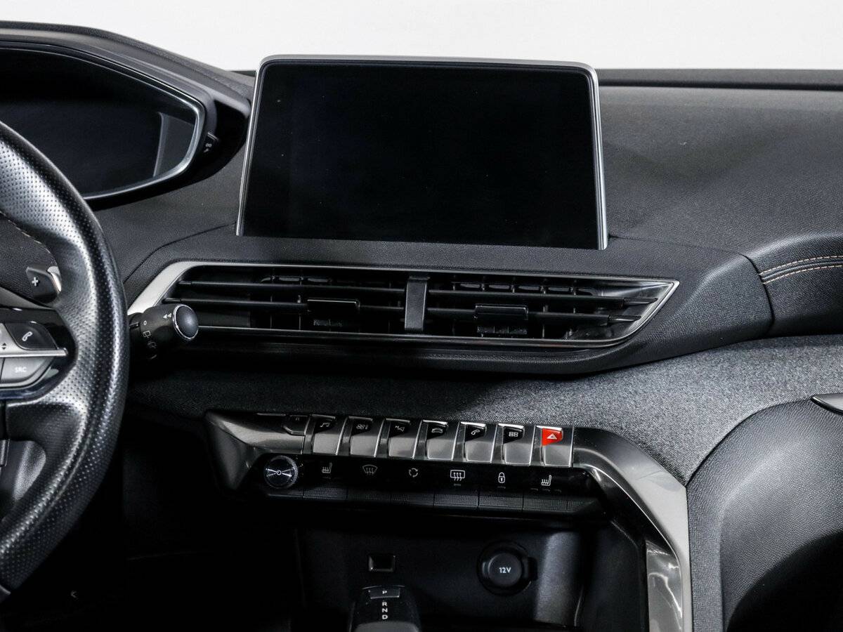 Б/У Пежо 3008 2017 года. Фото: #9