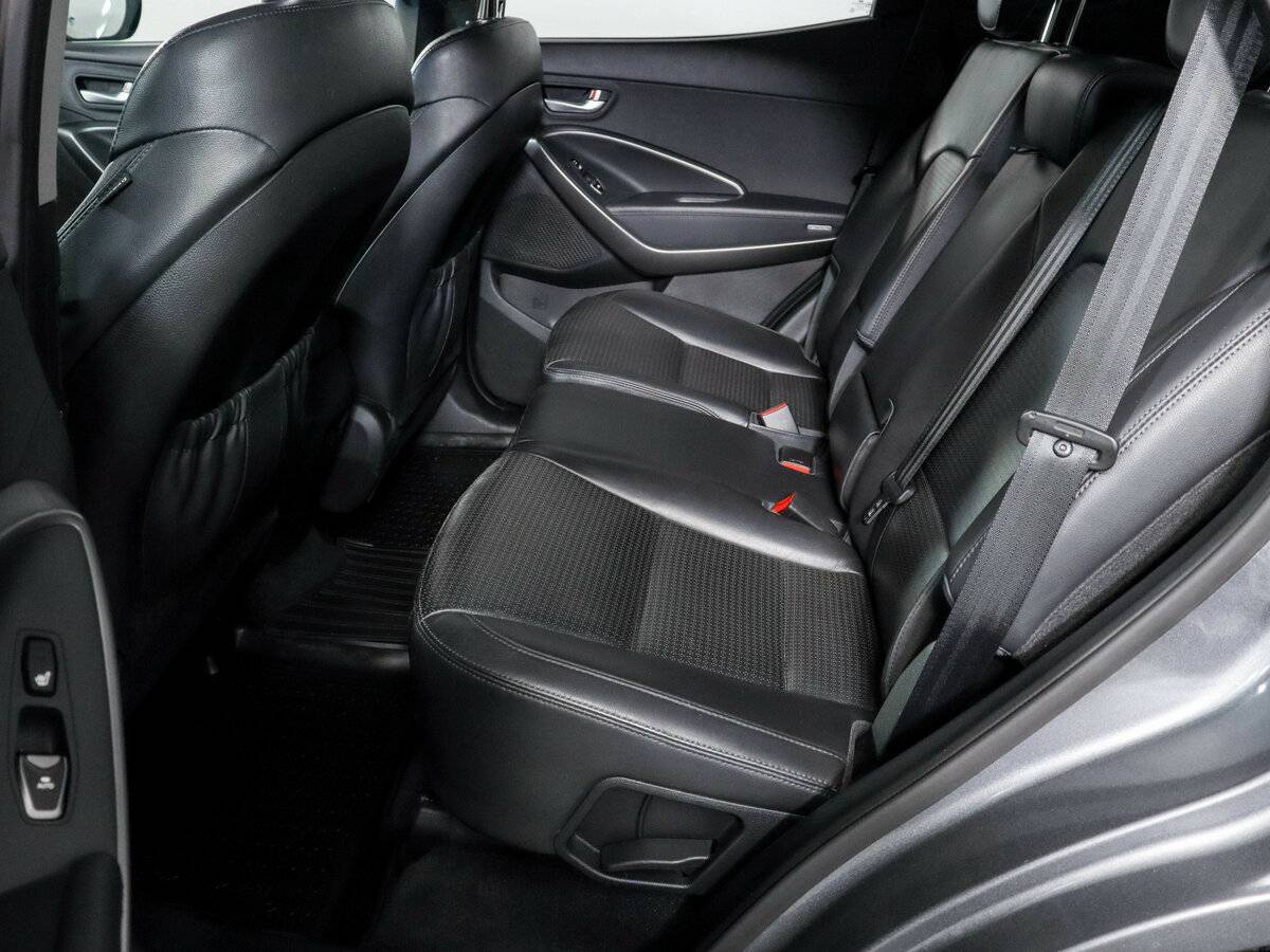 Б/У Хендай Санта Фе 2012 года. Фото: #9