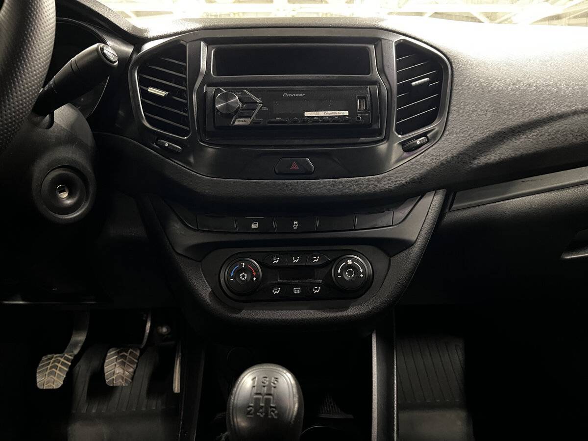 Б/У Лада (ВАЗ) Веста 2018 года. Фото: #14