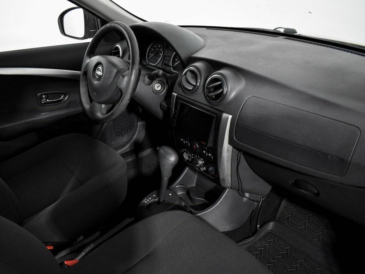 Б/У Ниссан Альмера 2013 года. Фото: #15