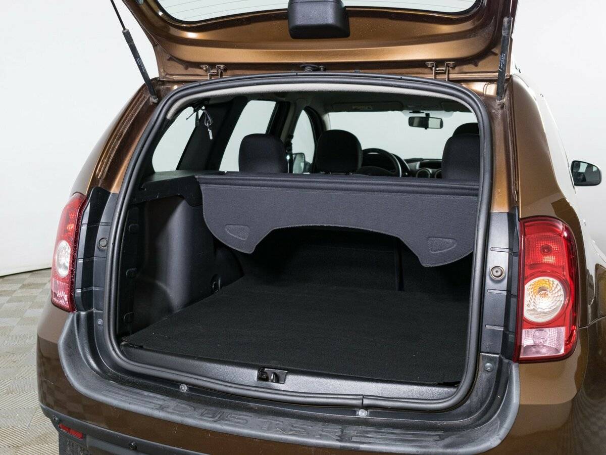 Б/У Рено Дастер 2014 года. Фото: #8