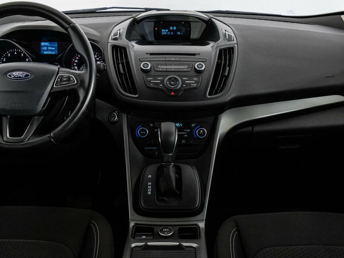 Б/У Форд Куга 2017 года. Фото: #12