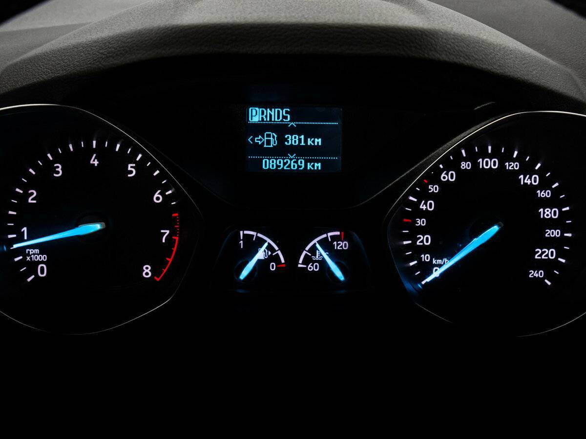 Б/У Форд Куга 2017 года. Фото: #18