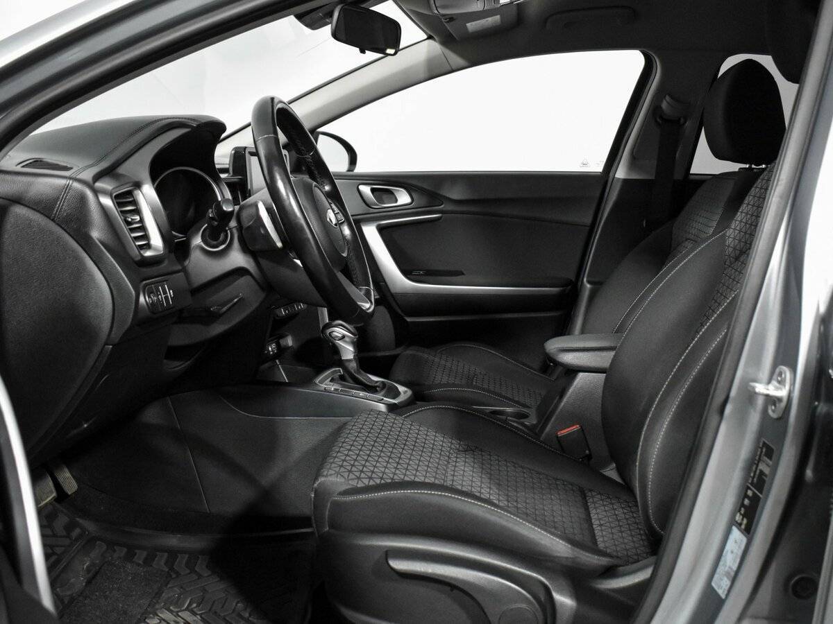 Б/У Киа Сид 2019 года. Фото: #9