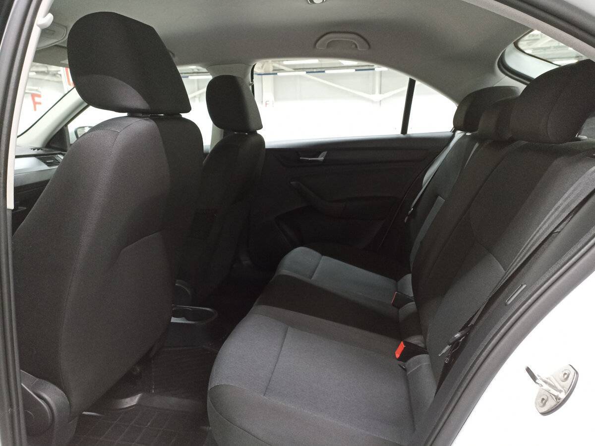 Б/У Шкода Рапид 2019 года. Фото: #11