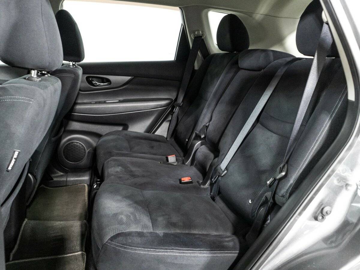 Б/У Ниссан Икс-Трейл 2015 года. Фото: #9