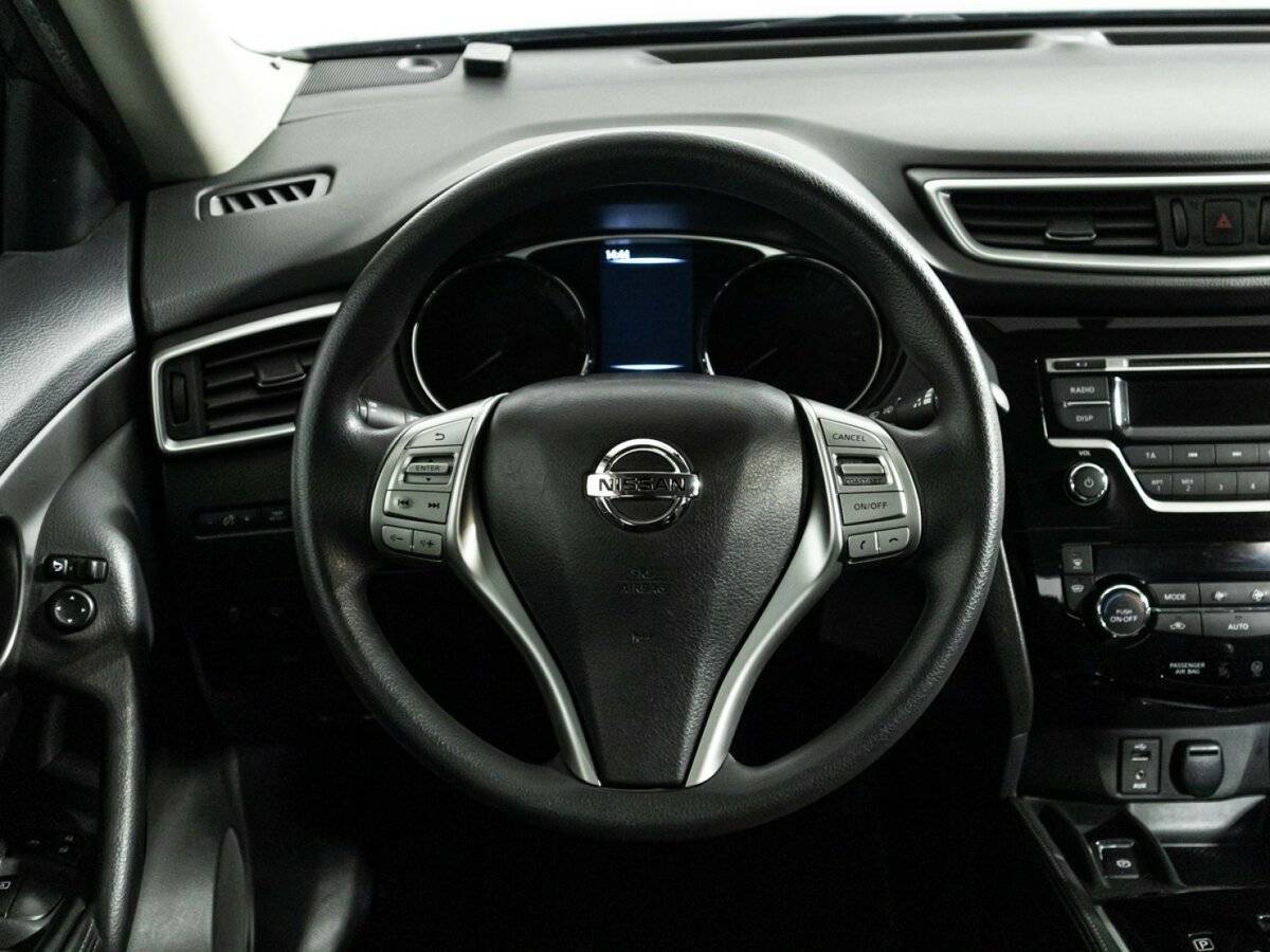 Б/У Ниссан Икс-Трейл 2015 года. Фото: #17