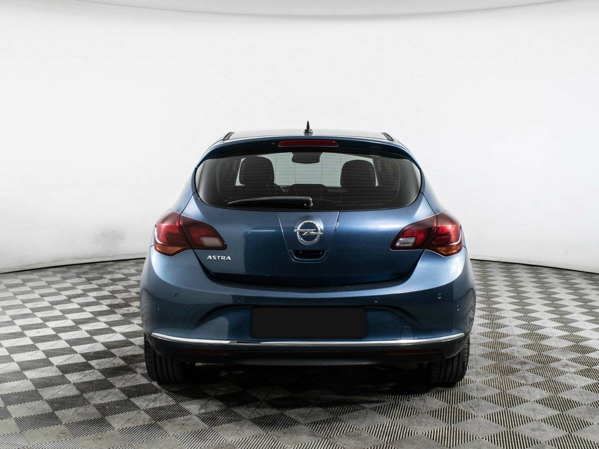 Б/У Опель Астра 2013 года. Фото: #4