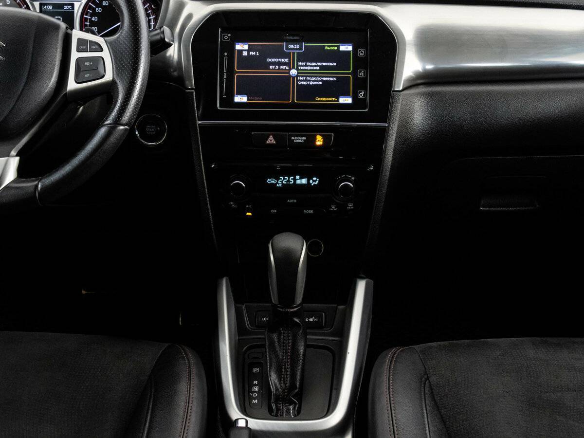 Б/У Сузуки Витара 2016 года. Фото: #10