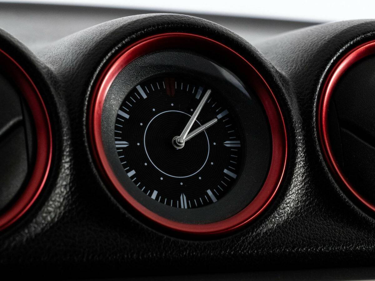 Б/У Сузуки Витара 2016 года. Фото: #18